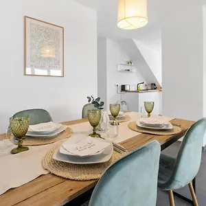 Casa Verde: Küche, Tv, Nespresso, Im Grünen Apartment Starnberg